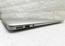 MacBook Air 13 core i5 Model a1466 YEAR 2015