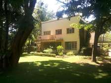 5 Bed House with En Suite at Lavington Green