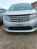 Nissan Serena old shape