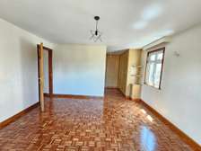 5 Bed Apartment with En Suite in Kileleshwa