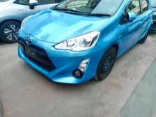 Toyota AQUA hybrid navy blue 🔵