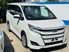 Toyota Noah 2018