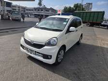 Daihatsu Mira  2016