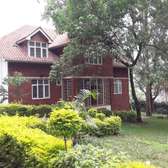 Elegant 5-Bedroom All En-Suite Home