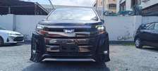 Toyota Noah WxB hybrid 2018
