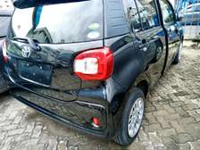 Toyota passo Newshape black