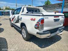 Toyota Hilux double cabin manual