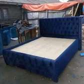 Deep buttoned bed