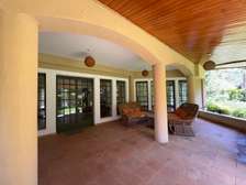 5 Bed House with En Suite in Runda