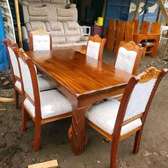 Elegant Antic mahogany dining table