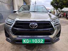 Toyota Hilux double cabin grey 2021 4wd