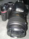 Nikon D3200 - 33,000