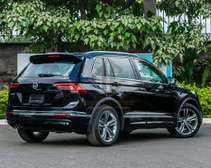 2018 Volkswagen Tiguan R line