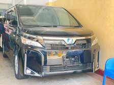 TOYOTA VOXY 7 SEATER HYBRID