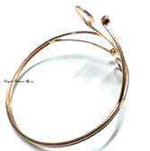 Ladies Golden armlet with loops
