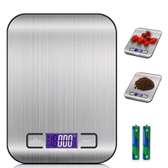 Digital kitchen weighing scale