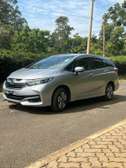 Honda fit shuttle Hybrid 1500cc 2018 model