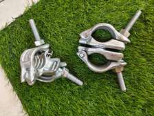 Scaffolding swivel couplers / swivel clamps