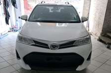 Toyota corolla Fielder White 2019 2WD