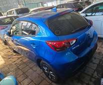 Mazda demio manual. Petrol