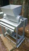 Peanut peeling machine