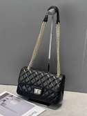 Elegant Quilted Chain Shoulder Bag