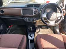 TOYOTA vits 2011
