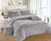 Warm Cosy Egyptian comfoter blankets