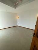 4 Bed Apartment with En Suite in Riverside
