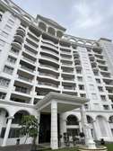 Furnished 2 Bed Apartment with En Suite in Parklands