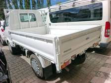 Mazda bongo track