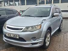 MITSUBISH OUTLANDER 2008MODEL 7 SEATER