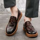 Royal tussle shoe