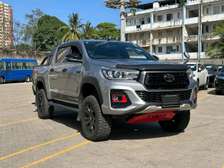 Toyota Hilux double cabin TRD 2019