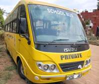 Isuzu NQR school bus