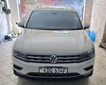 volkswagen tiguan used sunroof