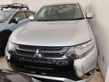 Mitsubishi outlander PHEV hybrid silver 2018