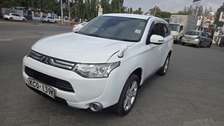 MITSUBISH OUTLANDER NEW SHAPE