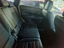 Mitsubishi outlander hybrid sunroof