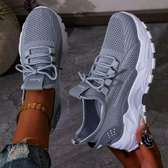 Breathable ladies sneakers