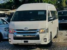 TOYOTA HIACE 9L COMMUTER VAN 2019 WHITE MANUAL DIESEL