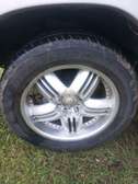 Prado 20 inches alloy rims in very good condition.