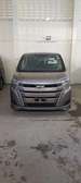 Toyota Noah gold 2018