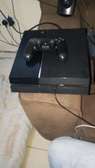 USED PLAY STATION 4 STANDARD