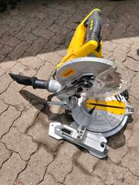 Sliding Miter Saw