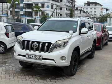 Toyota prado petrol