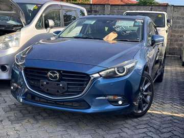 mazda axela saloon diesel with sunroof