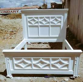 QUEEN SIZE BEDS