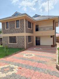 4 Bed House with En Suite in Ongata Rongai