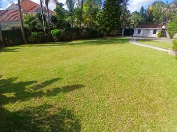 5 Bed House with En Suite in Runda